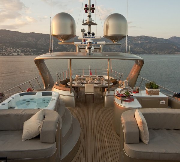 SOIREE Yacht Charter Details, 37m ISA Yachts 120 Motor Yacht ...